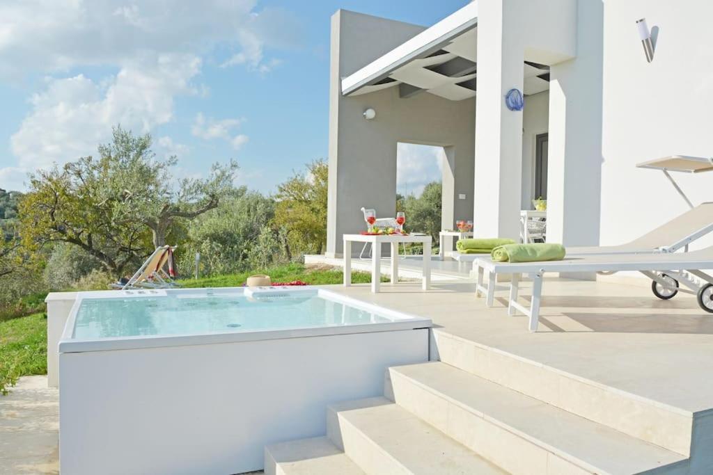 Villa Pettegola Tenuta Il Cavaliere Di Italia Noto- Vista Mare Mini Piscina Idromassaggio Exterior photo